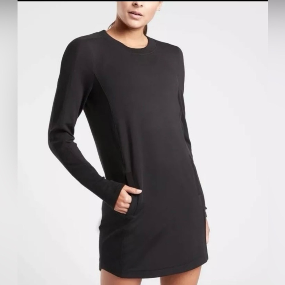 Athleta Black Long-Sleeve Crewneck Dress with Pockets